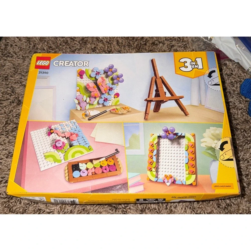 Lego Creator 3 in 1 Floral Art Painting Building Set (NWT) 31390